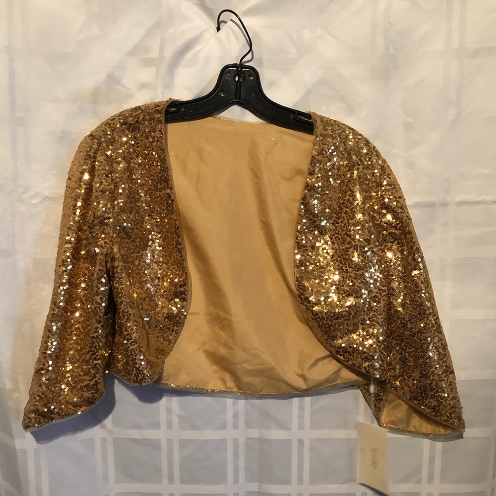New Gold sequence cover-up